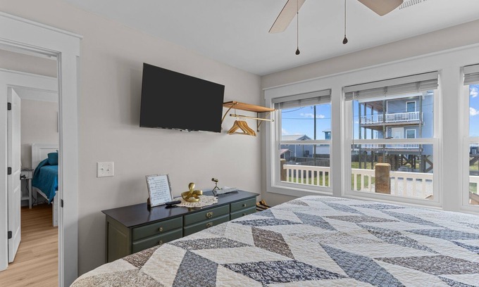 North Topsail Beach House | Field of Dreams #177 - 3BD Beach Cottage, Pet-Friendly & Steps from the Ocean