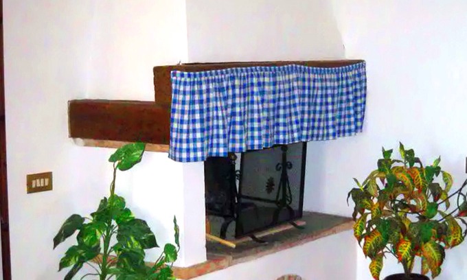 Montaione Apartment | Fienile, Spacious Apartment with Private Garden in a Tuscan Retreat