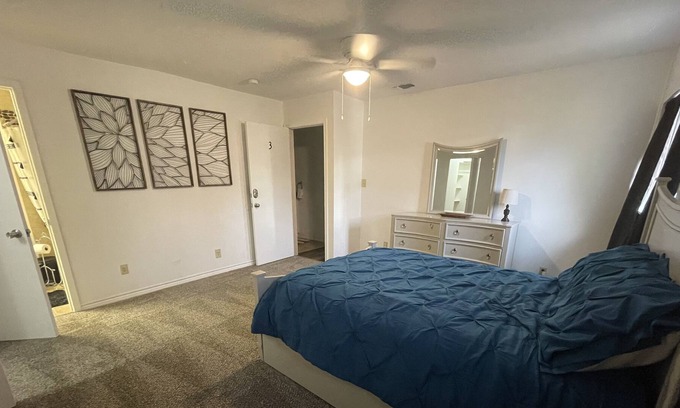 Arena District House | FIESTA 2023 is near! Minutes to Downtown, Riverwalk, The Pearl and More!