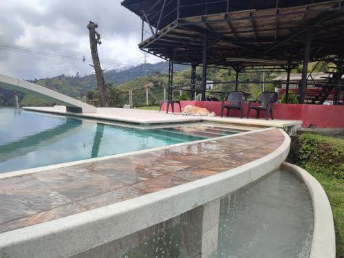 La Estrella Bed & Breakfast | FINCA LA FORTALEZA