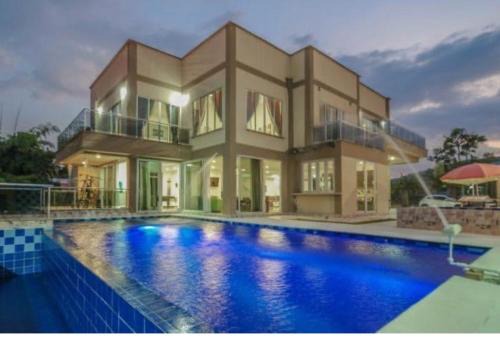 La Estrella Villa | Finca Mi Bella Colombia Santa Rosa de Cabal