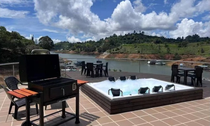 El Penol House | Finca San Fernando El peñol-Guatape