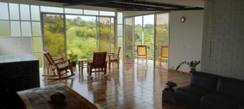 Alegrias House | Finca Villa del pilar, casa campestre con vista a las montañas