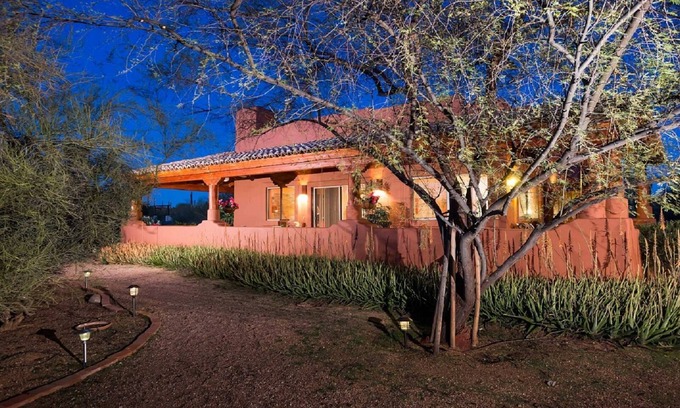 Pinnacle Peak House | Find Peace In our Southwest Desert Casita