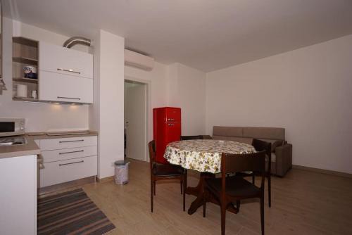 Zona Ca' Granda Apartment | fiordaliso 1