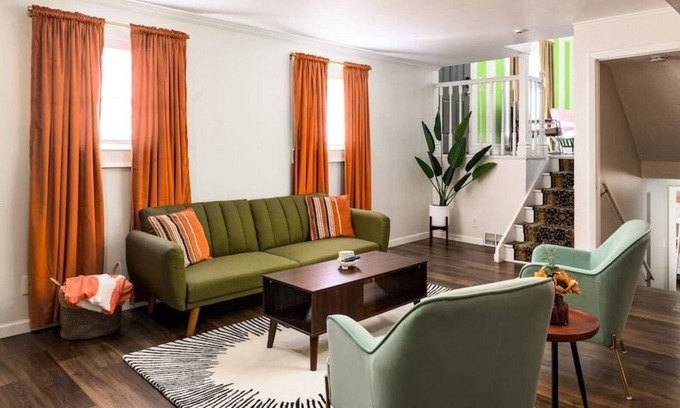 South Westminster House | Firepit & Pool! 4 King Beds 15 Mins to DT Denver