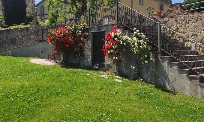 Carmignano Apartment | Firstlight.