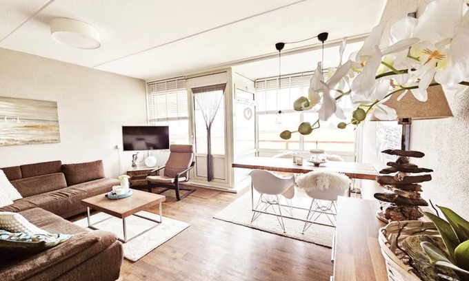 Municipality of Ameland Apartment | Fischerliesel 39 Ameland - sunny south-facing apartment, pets welcome