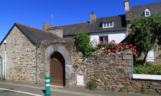 Etables-sur-Mer House | Fisherman's house, close to the town and the beaches