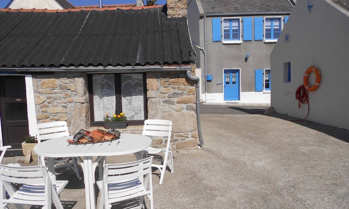 Plouguerneau House | Fisherman's house in picturesque area