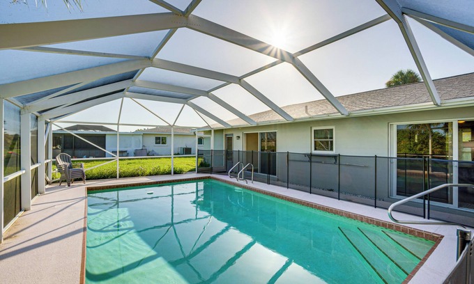 Oakland Hills House | Fishing, Beach, Pool Fun! Rotonda West Family Home