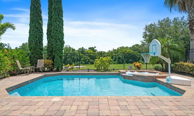 Bay Lake House | Five Bedroom Villa/Sleeps 10/Private Pool/Spa/Games Room/On-Site Dining/