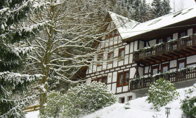 Schmallenberg Apartment | Flat in Schmallenberg with garden