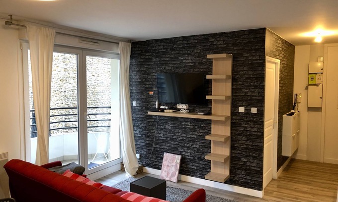 Choisy-le-Roi Apartment | Flat in Choisy le Roi, 6 min From Paris