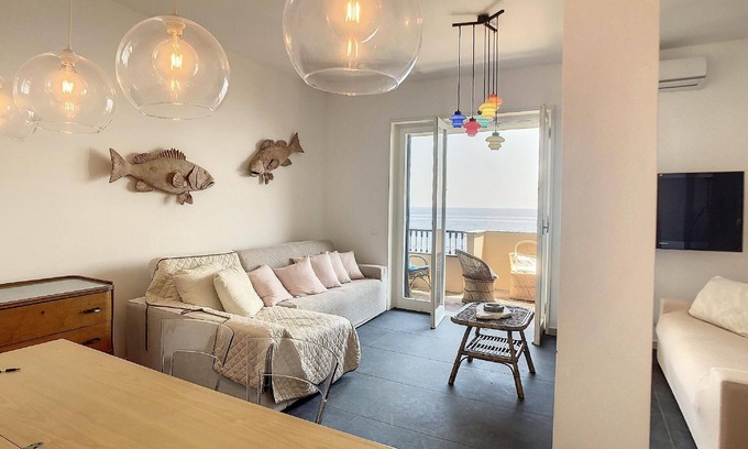 Arenzano Apartment | Flat 'Sea House' near the beach