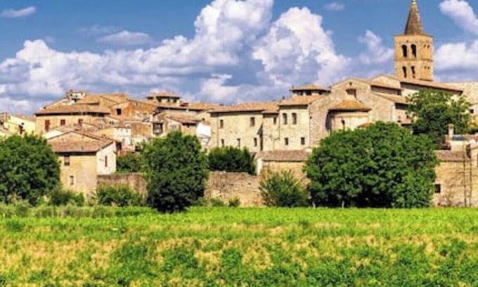 Guzman Apartment | Flat with Fireplace in the Historic Centre