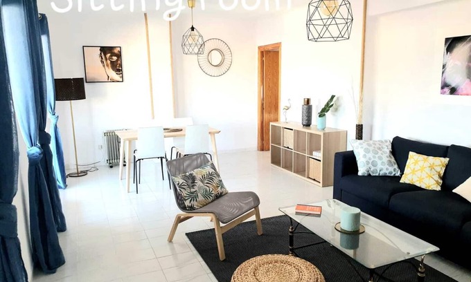 Campoamor Apartment | Flat with private terrace, view of the Castillo