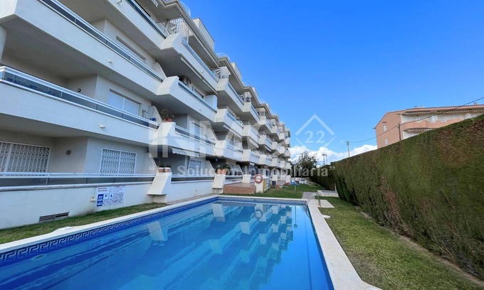 Cambrils Apartment | Flat with solarium and barbecue, sea view