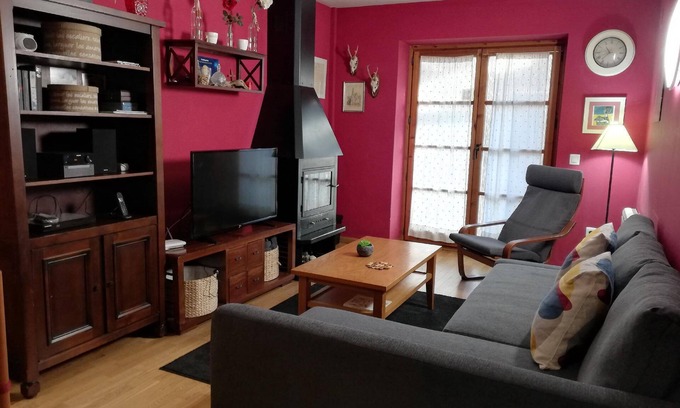 Linsoles Apartment | Flat with terrace