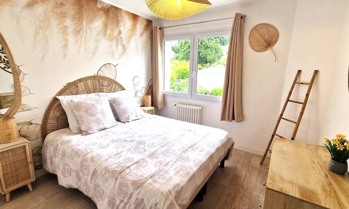 Perros-Guirec Apartment | flat with two bedrooms, walking distance from the beach with parking and balcony