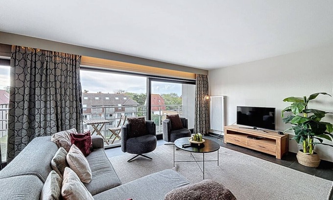 Oostduinkerke-Bad Apartment | Flat Zandloper - Side sea view in Oostduinkerke