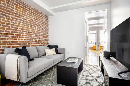 Midtown South Apartment | Flatiron 2BR w WD Elevator nr Eataly NYC-563
