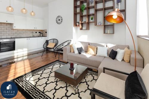 Liverpool City Centre Apartment | FLATZY - Victoria Street Apartment - Heart of City Centre