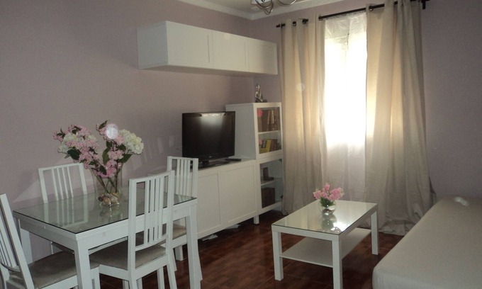 Jerez de la Frontera Condo | floor north university