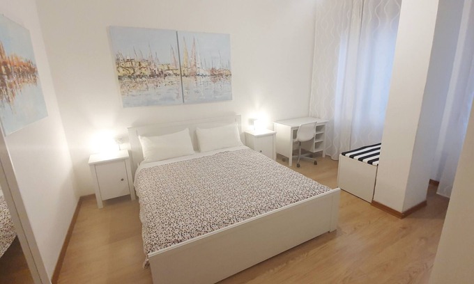 Santa Maria Novella Apartment | Florence Center Train Station