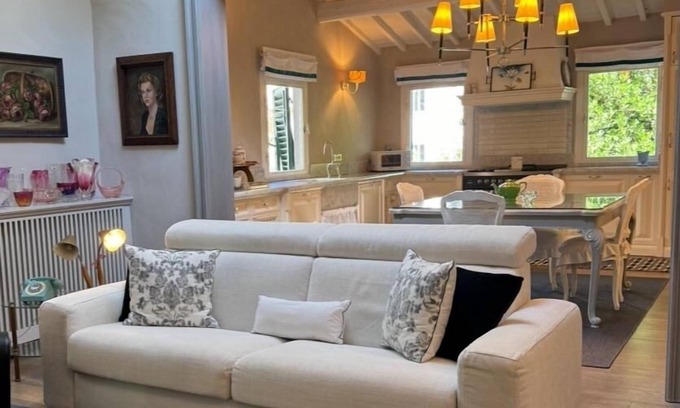 San Lorenzo Apartment | Florence Loft - Near Duomo