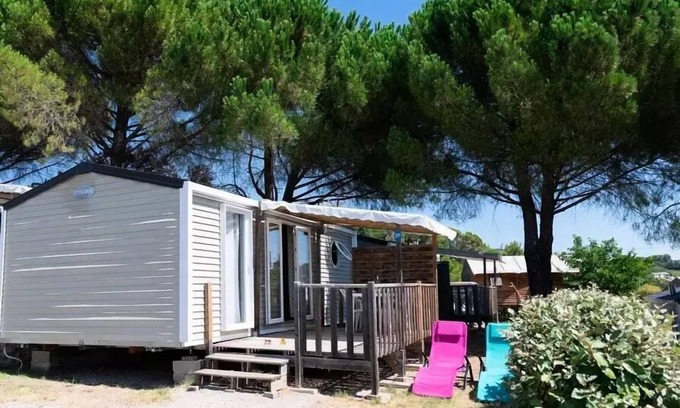 Manosque House | Flower Camping Provence Vallée * - Mobile home Comfort 29m2 2 bedrooms + covered terrace + air conditioning + TV 4 to 5 people - 4 pers. included in the tariff