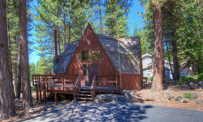 Incline Village House | Fool Around House by Lake Tahoe Accommodations