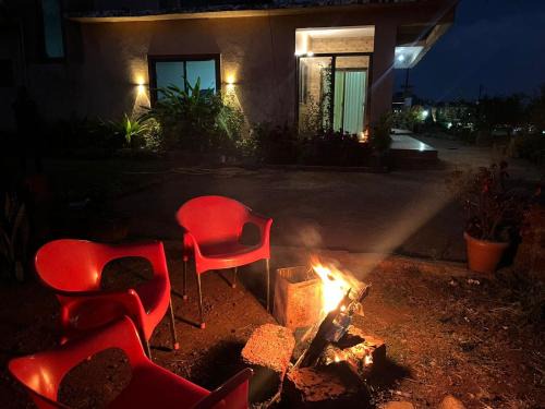 Bhilar Villa | Footprints Villa