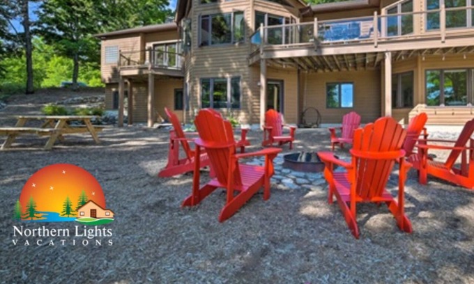Bellaire House | Fore Seasons Lodge At Cedar River