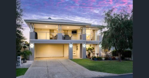 Busselton House | Foreshore Escape Your Ultimate Coastal Retreat