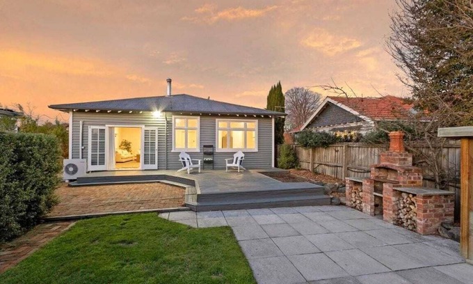Saint Albans House | Forfar Dream Dwelling 3BR Home