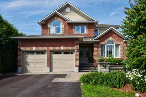 Bridlewood - Emerald Meadows House | Forillon - Relax Vacation Home