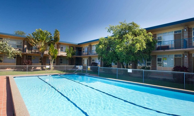 Forster Apartment | Forster Lodge 6: 1 BR, 0.5 BA Apartment in Forster, Sleeps 4