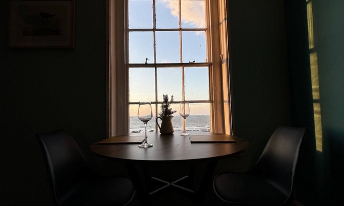Margate House | Fort Cresent Panaromic Sea View Apartment