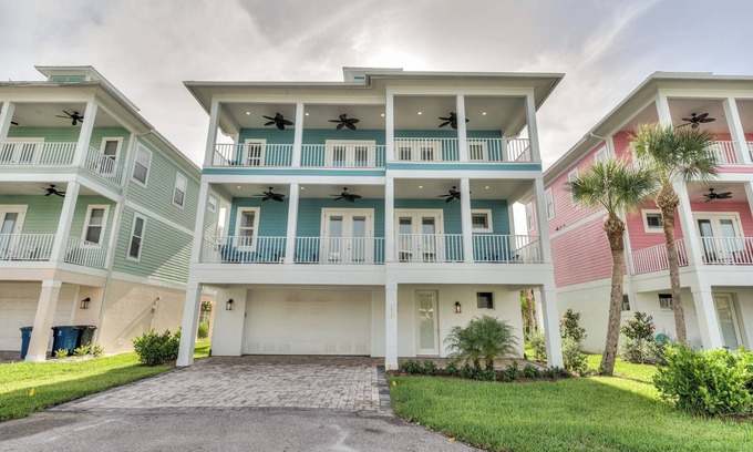 Fort Myers Beach House | Fort Myers Beach home with pool and dock