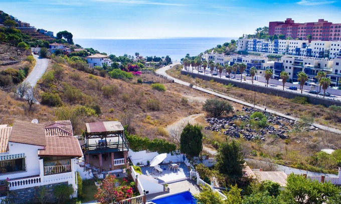 Velilla-Taramay House | Fortuna by Interhome