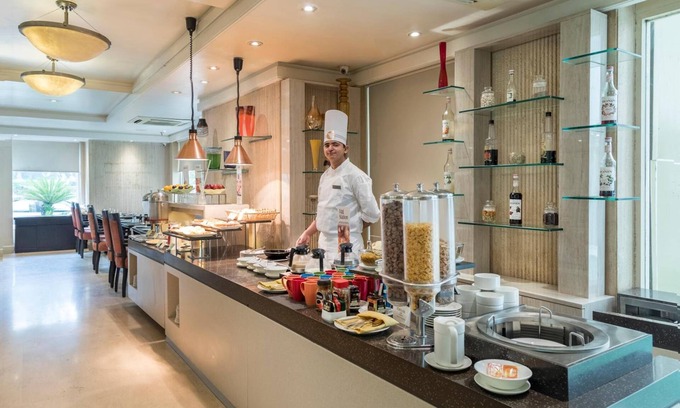 Ellis Bridge Hotel | Fortune Park, Ahmedabad - Member ITC Hotels' Group
