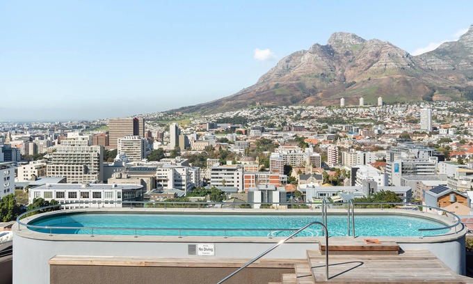 Bo'Kaap Apartment | FortyOnL 608