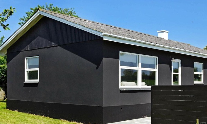 Frørup House | Four-Bedroom Holiday home in Frørup