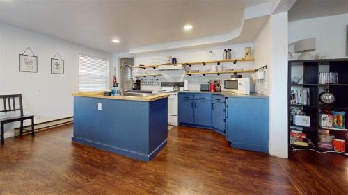 West Yellowstone House | Fox Hollow