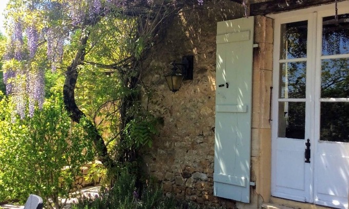 Coux-et-Bigaroque-Mouzens House | A beautiful period house sleeping 6 in a quiet hamlet overlooking The Dordogne