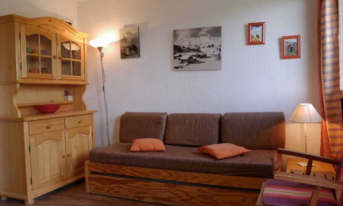 Montchavin Apartment | Cozy 2-room apartment near slopes in Montchavin