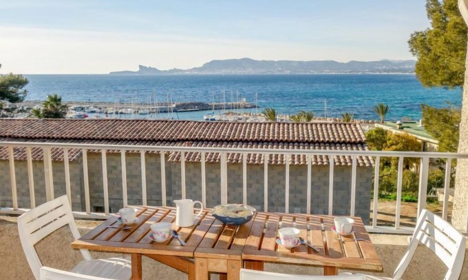 La Madrague Apartment | Les Aigues Marines by Interhome