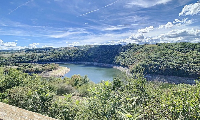 Saint-Jean-Saint-Maurice-sur-Loire Cabin | Ananda, La "grande Yourte D'en Haut", Pour vos Ateliers Bien-être & Spirituels