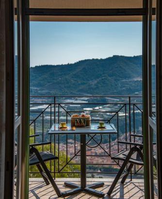 Castellaro Apartment | Fra Cielo e Mare - Private parking & Wi-Fi